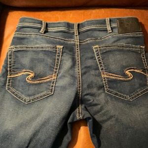 Silver Jeans 34/30 Grayson Dark Blue